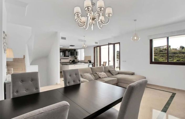 Image No.18-Jumelé de 3 chambres à vendre à Estepona