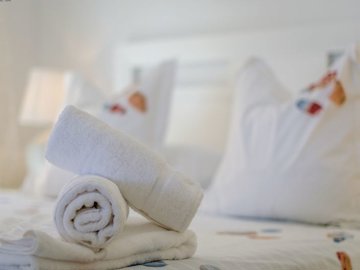 1447-649761-78d1f4f8b6655591b02d22fabb36a692d