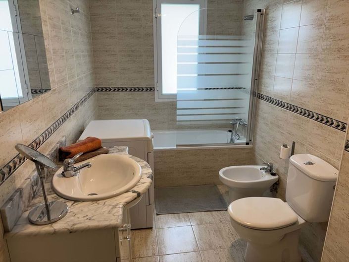 Image No.14-3 Bed Apartment for sale