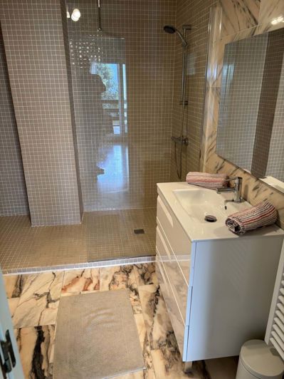 Image No.19-3 Bed Apartment for sale