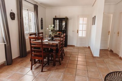 1447-650071-78d1f4f8b6655591b02d22fabb36a692d