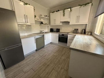 1447-650072-78d1f4f8b6655591b02d22fabb36a692d