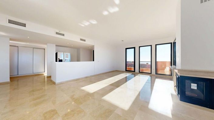 Image No.10-2 Bed Apartment for sale