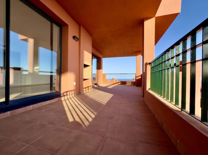 Image No.19-2 Bed Apartment for sale