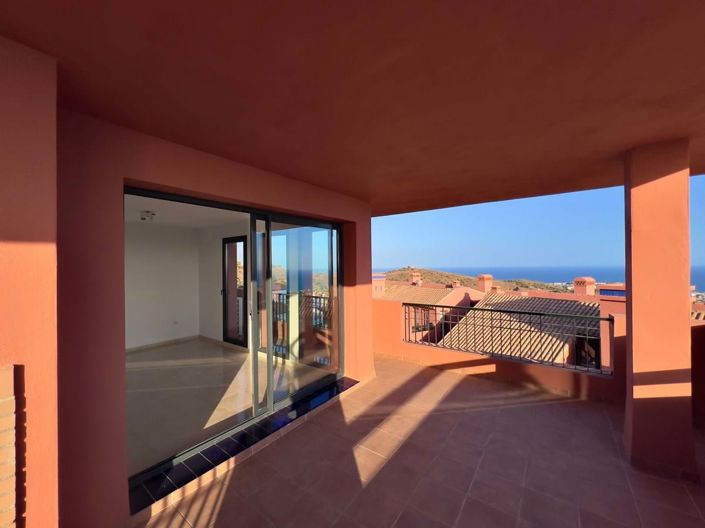 Image No.20-2 Bed Apartment for sale