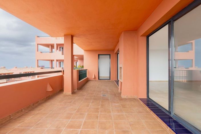 Image No.21-2 Bed Apartment for sale