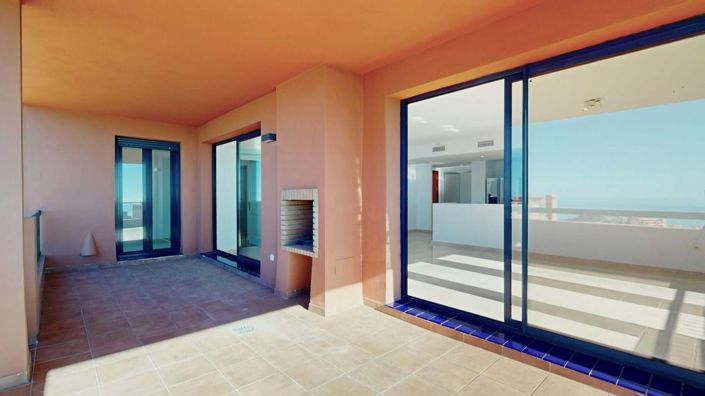 Image No.22-2 Bed Apartment for sale