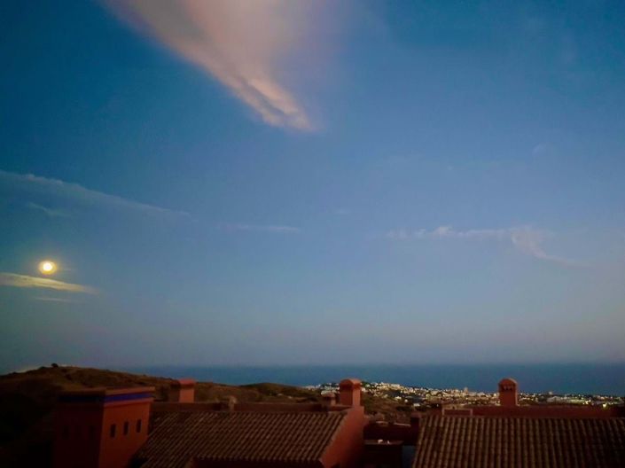 Image No.28-2 Bed Apartment for sale