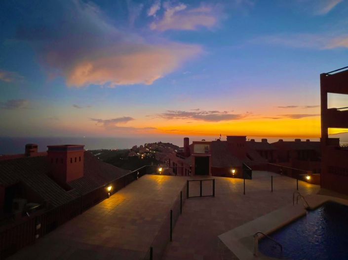 Image No.29-2 Bed Apartment for sale