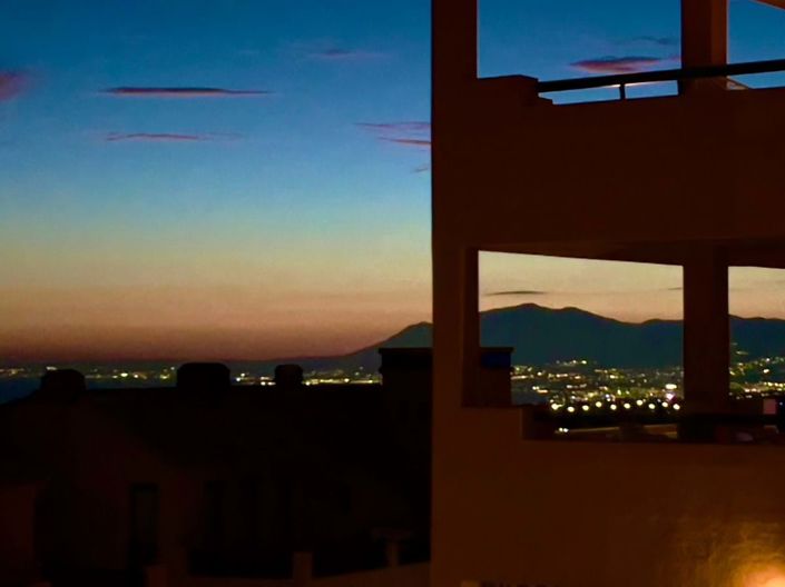 Image No.40-2 Bed Apartment for sale