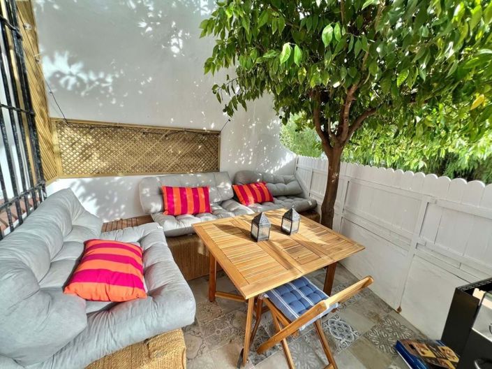 Image No.1-2 Bed Townhouse for sale