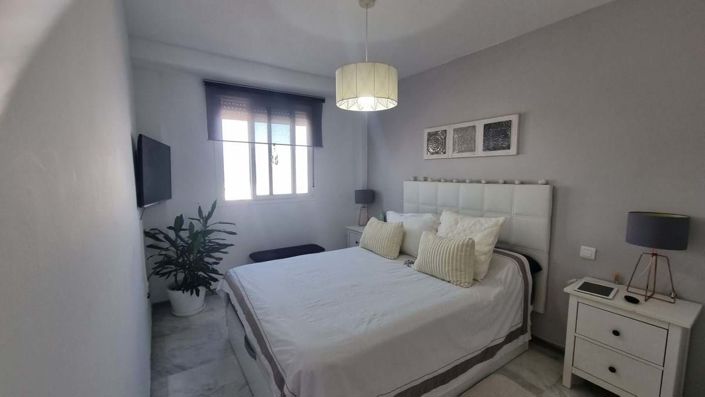 Image No.17-2 Bed Apartment for sale