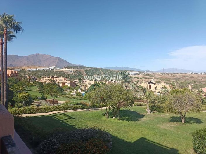 Image No.20-2 Bed Apartment for sale