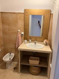 1447-650623-78d1f4f8b6655591b02d22fabb36a692d