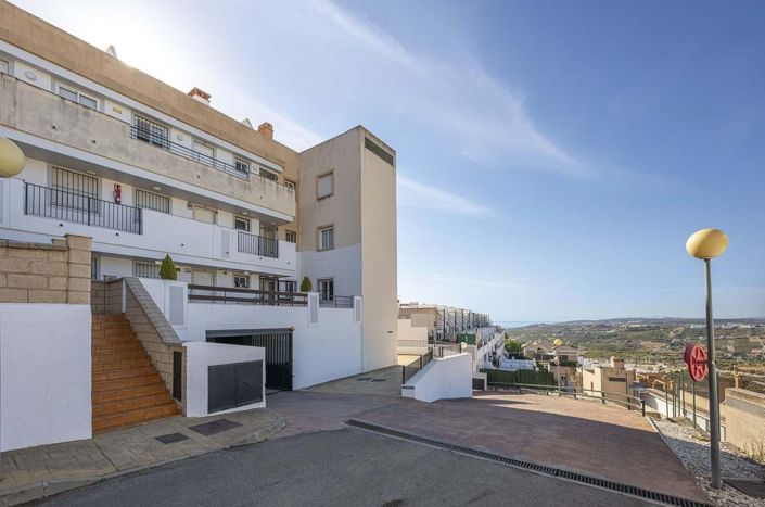 Image No.33-3 Bed Apartment for sale