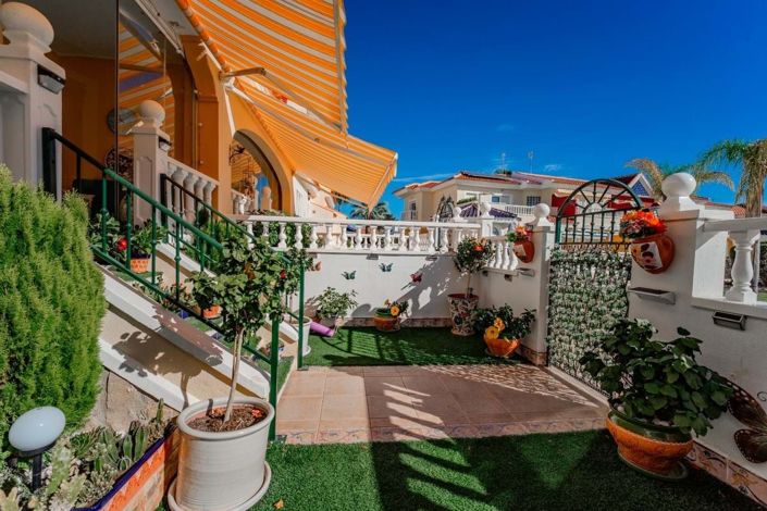 Image No.23-3 Bed Townhouse for sale