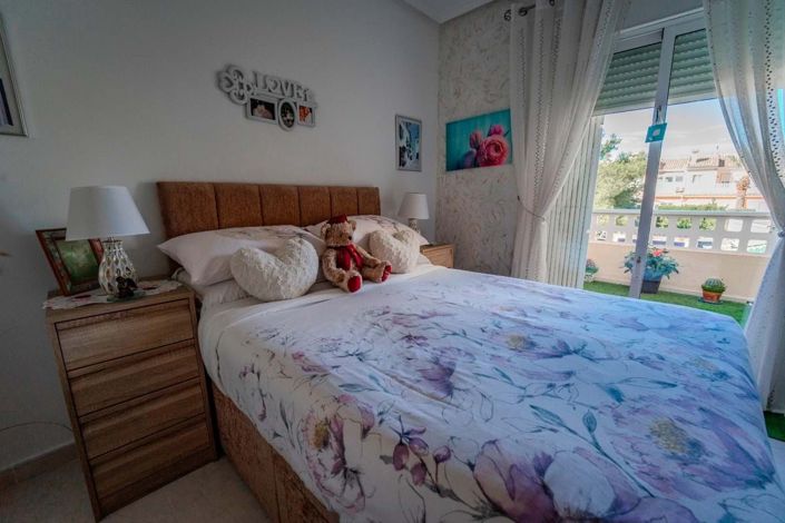 Image No.33-3 Bed Townhouse for sale