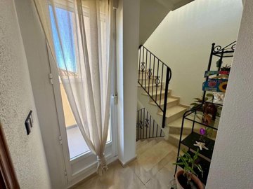 1447-650723-78d1f4f8b6655591b02d22fabb36a692d