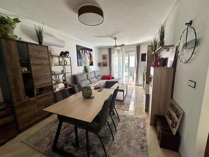 Image No.27-4 Bed Townhouse for sale