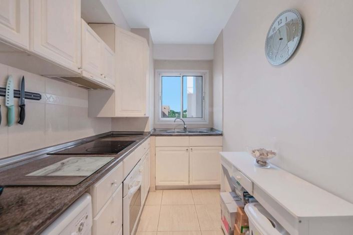 Image No.17-2 Bed Apartment for sale