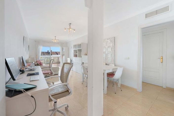 Image No.23-2 Bed Apartment for sale