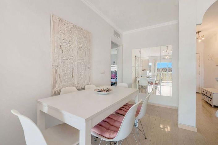 Image No.32-2 Bed Apartment for sale