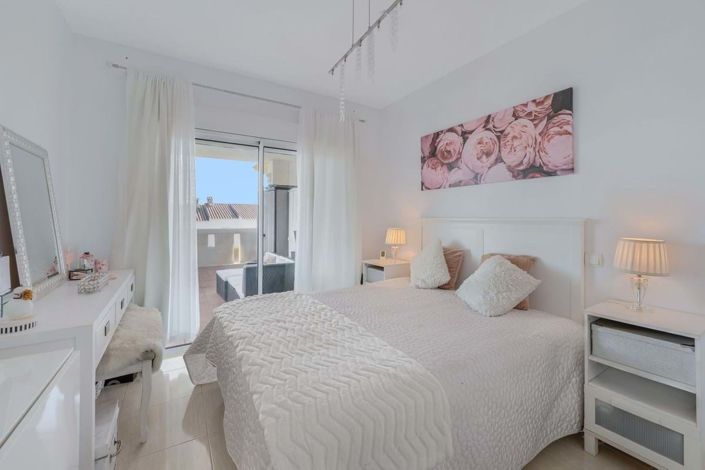 Image No.36-2 Bed Apartment for sale