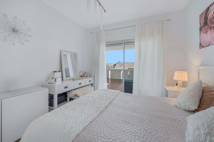 Image No.37-2 Bed Apartment for sale