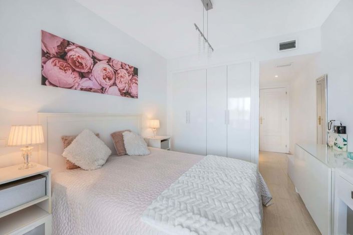 Image No.38-2 Bed Apartment for sale