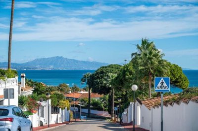 1447-650725-78d1f4f8b6655591b02d22fabb36a692d