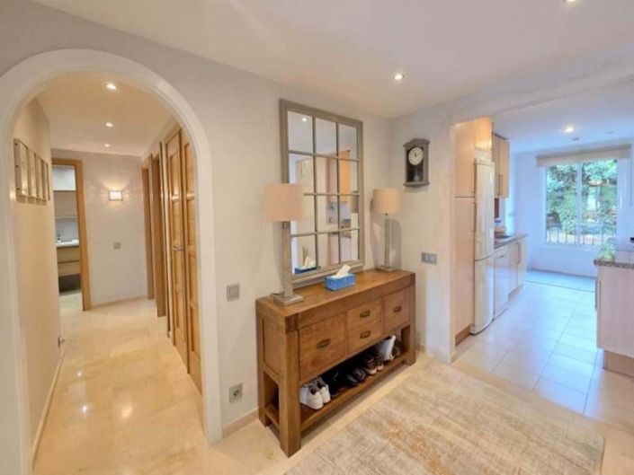 Image No.12-3 Bed Apartment for sale