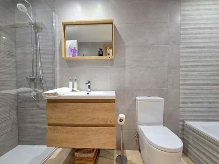 Image No.17-3 Bed Apartment for sale