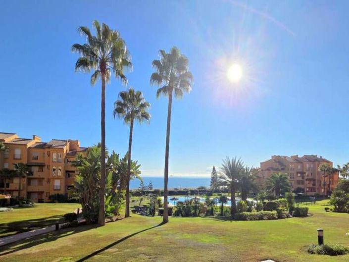 Image No.29-3 Bed Apartment for sale