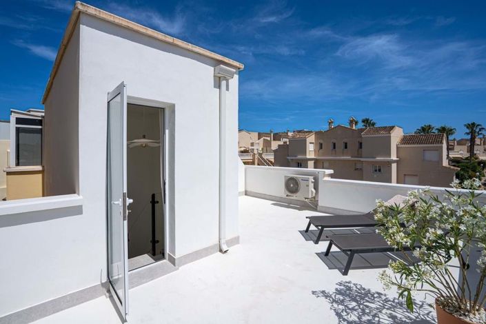 Image No.22-3 Bed Villa for sale