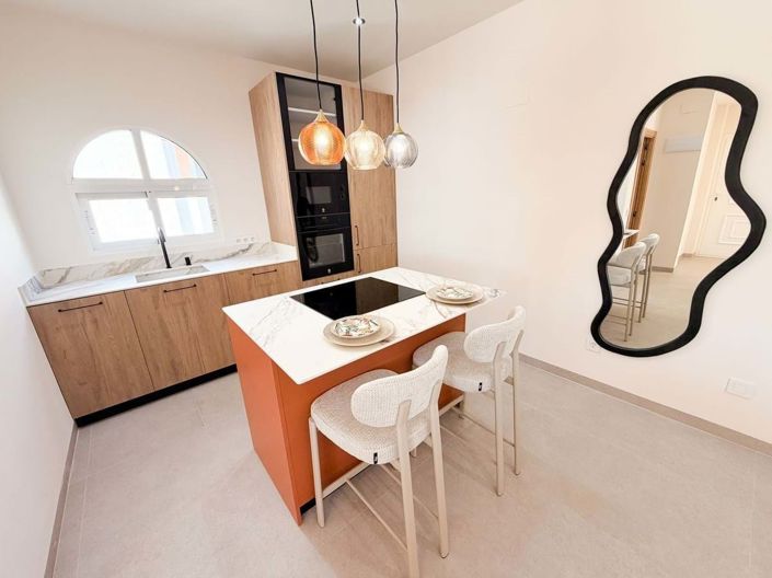 Image No.6-2 Bed Villa for sale