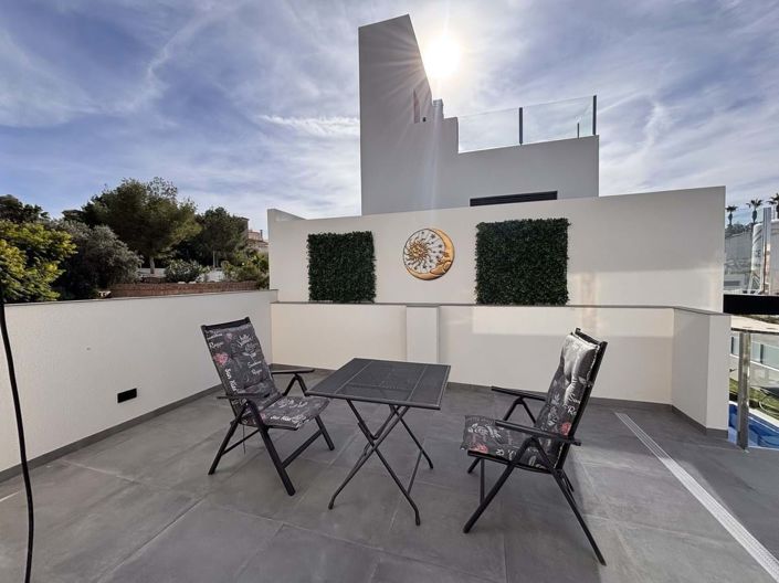 Image No.29-2 Bed Villa for sale