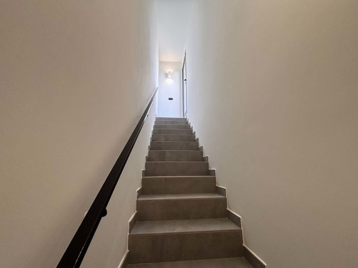 Image No.32-2 Bed Villa for sale