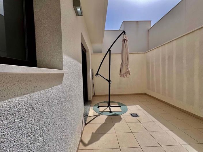 Image No.24-3 Bed Townhouse for sale