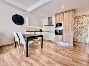 1447-650588-78d1f4f8b6655591b02d22fabb36a692d