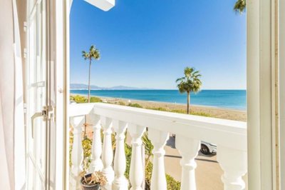 1447-651254-78d1f4f8b6655591b02d22fabb36a692d