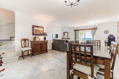 1447-651254-78d1f4f8b6655591b02d22fabb36a692d