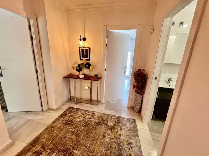 Image No.12-3 Bed Townhouse for sale