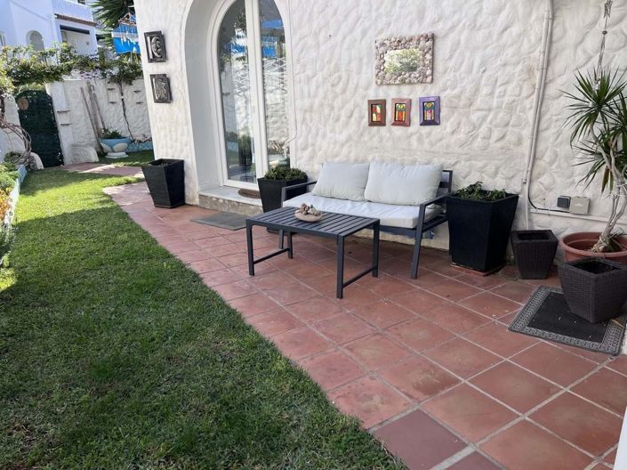 Image No.21-3 Bed Townhouse for sale