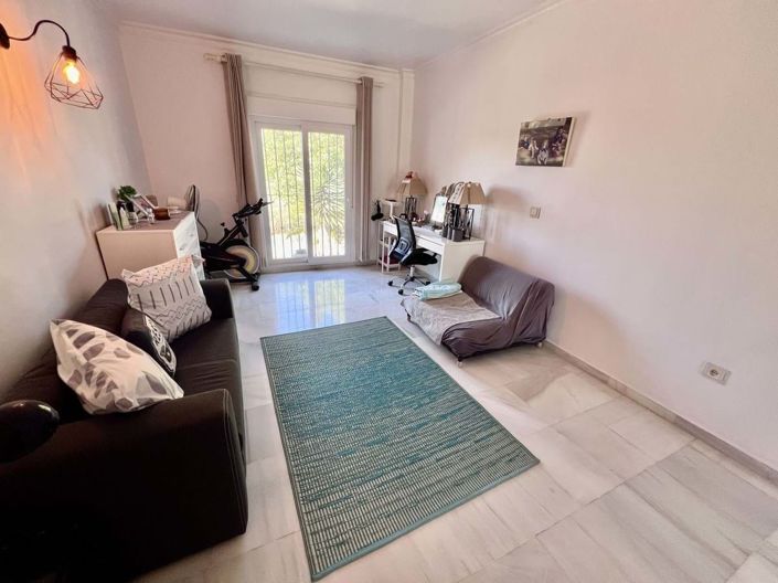 Image No.23-3 Bed Townhouse for sale