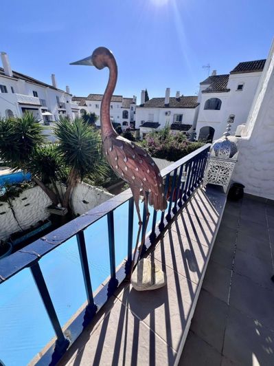 Image No.24-3 Bed Townhouse for sale