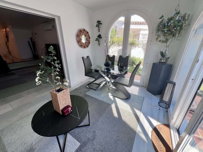 Image No.5-3 Bed Townhouse for sale