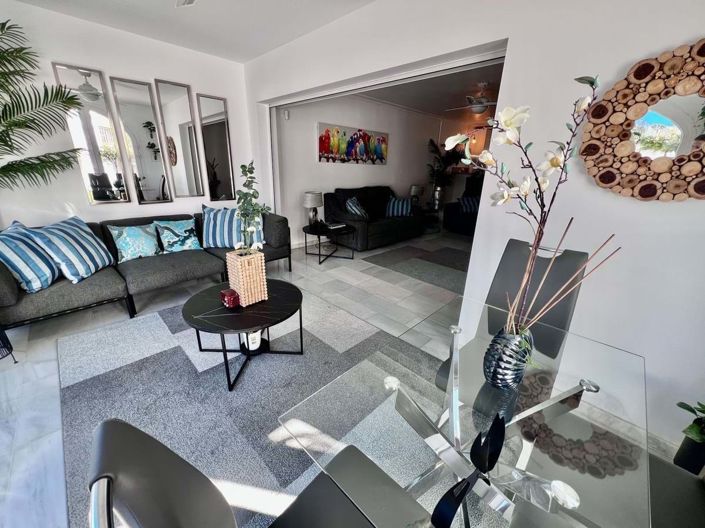 Image No.6-3 Bed Townhouse for sale