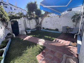 1447-651250-78d1f4f8b6655591b02d22fabb36a692d