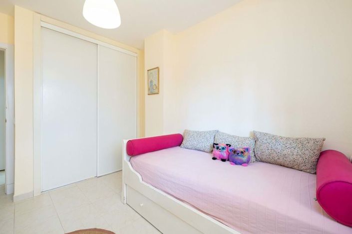 Image No.14-2 Bed Apartment for sale