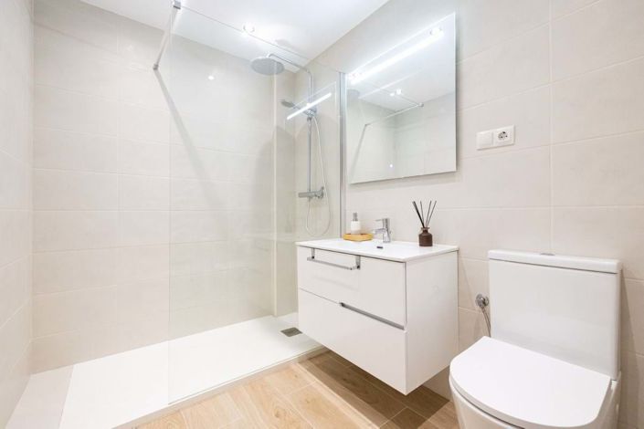 Image No.16-2 Bed Apartment for sale